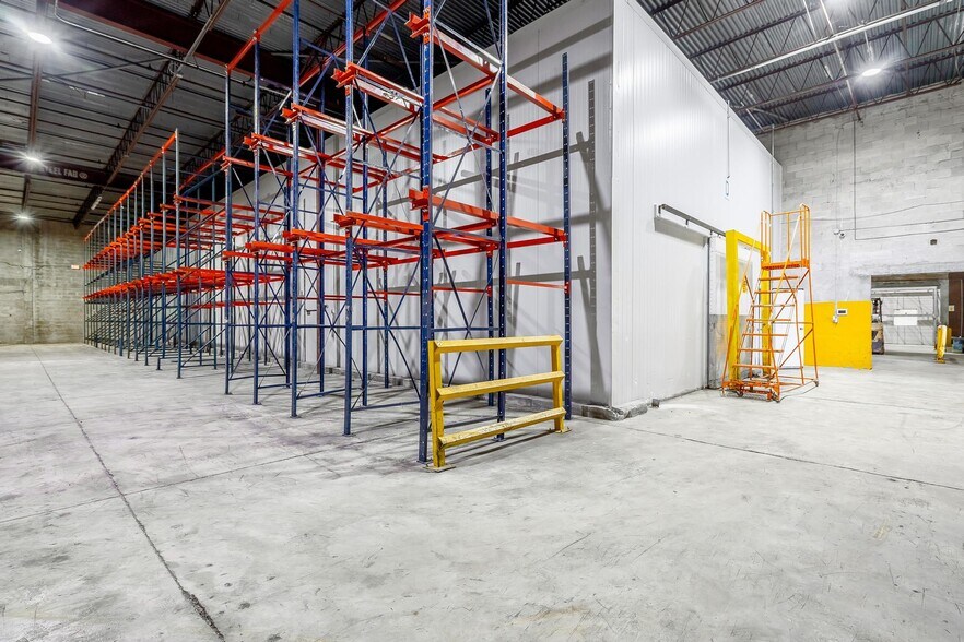 More Photos Of 9665 NW 13th St, Doral Warehouse For Lease