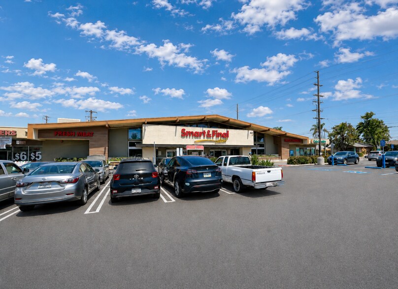 More Photos Of 644 Redondo Ave, Long Beach General Retail For Sale