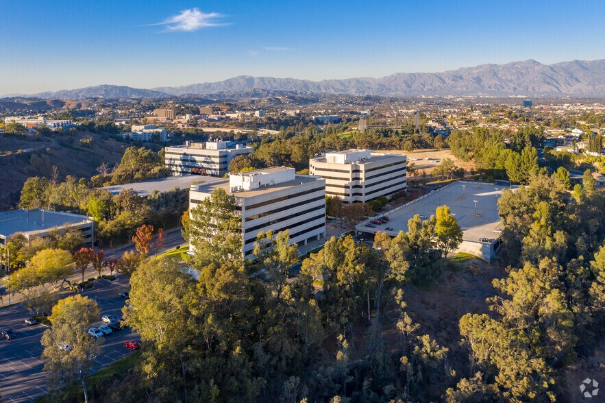 More Photos Of 900 Corporate Center Dr, Monterey Park Unknown For Lease