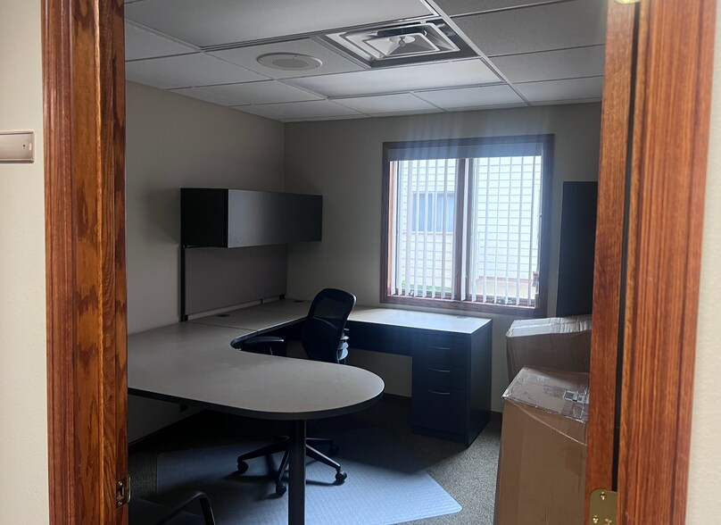 More Photos Of 680 Hehli Way, Mondovi Medical For Sale
