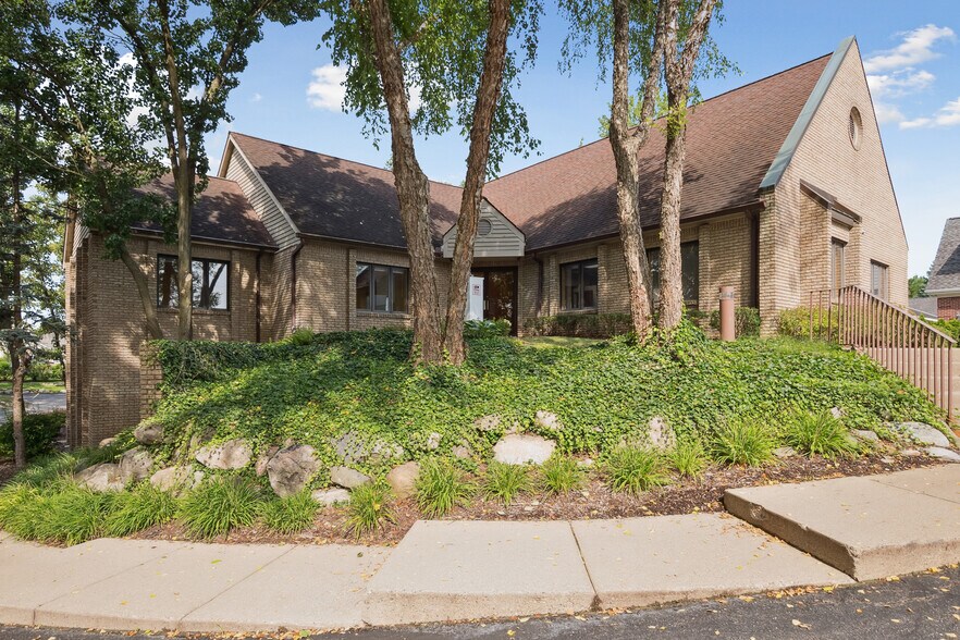 More Photos Of 1181 N Milford Rd, Milford Medical For Lease