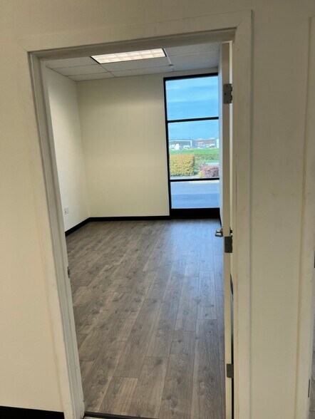 More Photos Of 4609 Glass Ct, Modesto Warehouse For Lease