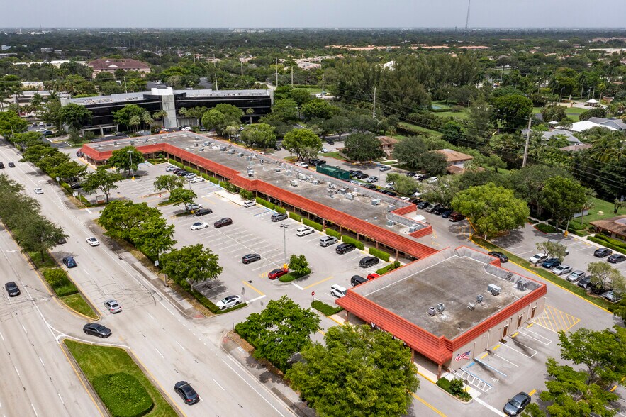 More Photos Of 214-268 S University Dr, Plantation Unknown For Lease