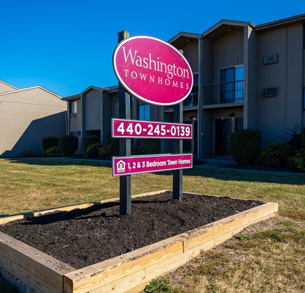 More Photos Of 2307-2707 Washington Ave, Lorain Apartments For Sale