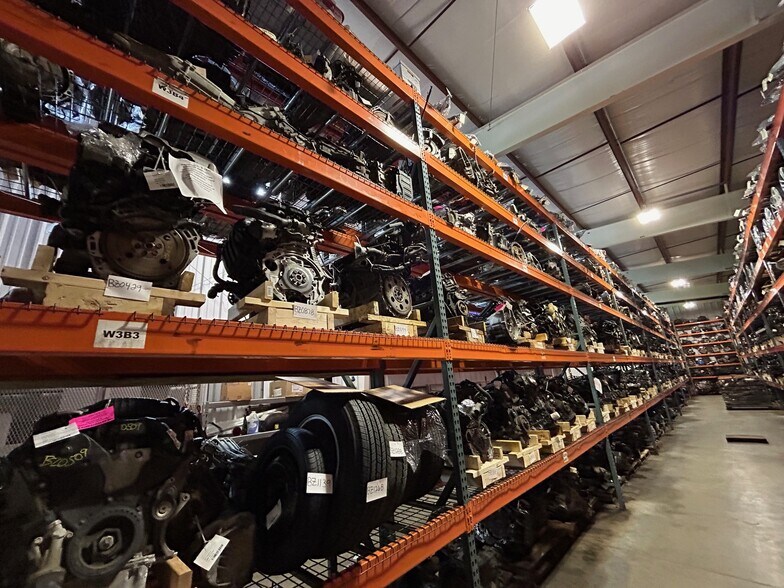 More Photos Of 38 Middlesex Park, Lowell Distribution For Lease