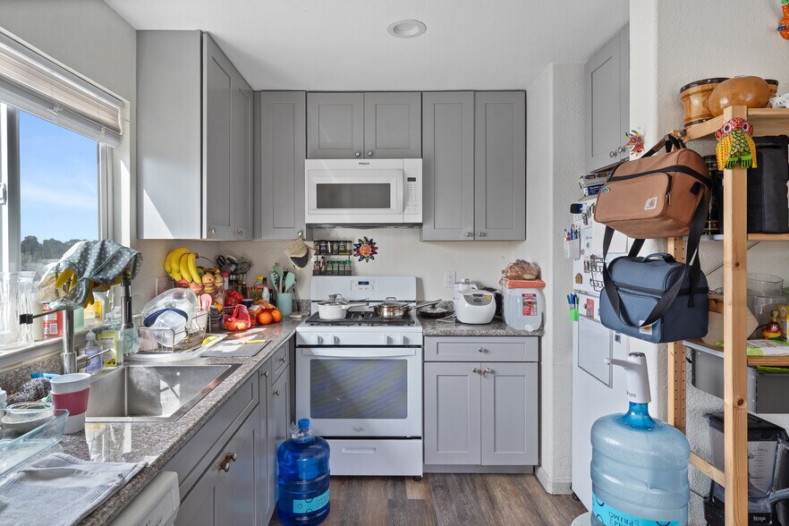 More Photos Of 124 Louisiana St, Vallejo Apartments For Sale