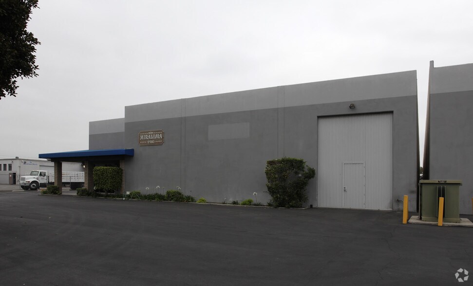 More Photos Of 2910 Miraloma Ave, Anaheim Warehouse For Lease