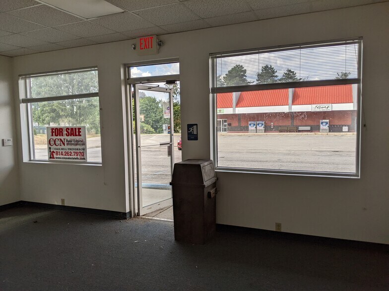 More Photos Of 1761 Goucher St, Johnstown Storefront For Sale