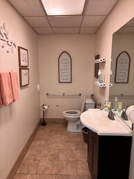 More Photos Of 2323 Belleair Rd, Clearwater Medical For Lease