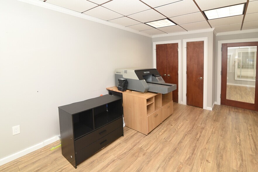 More Photos Of 155 Main St, Brewster Office For Sale