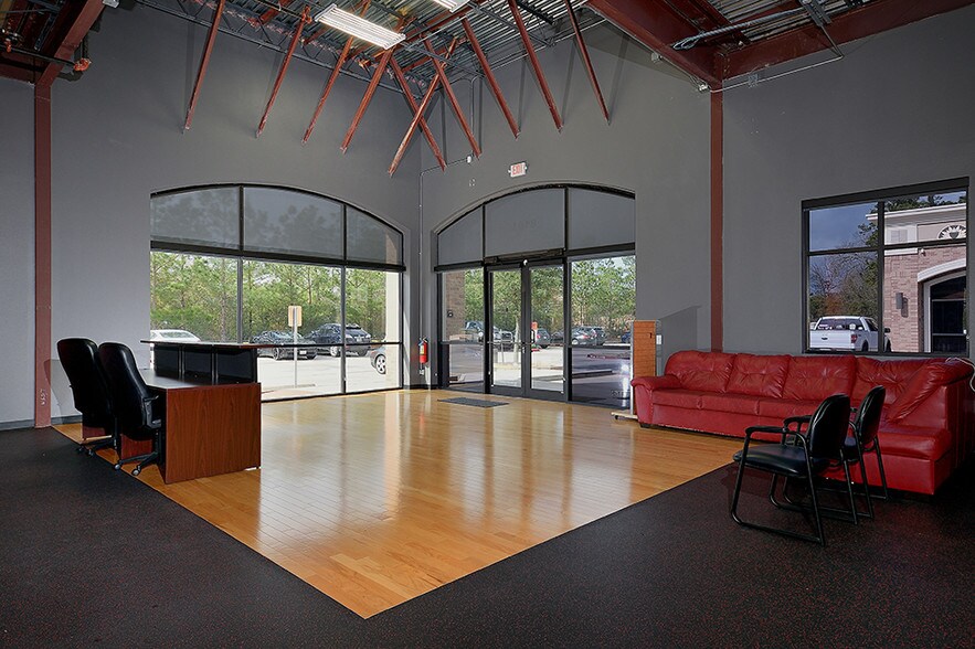 More Photos Of 8101 Kuykendahl Rd, The Woodlands Office For Lease