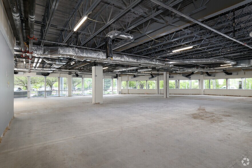 More Photos Of 2 Technology Park Dr, Westford Unknown For Lease