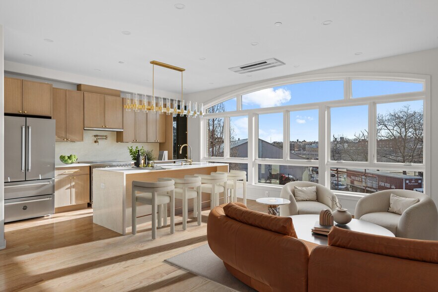 More Photos Of 41 Summit St, Brooklyn Warehouse For Sale