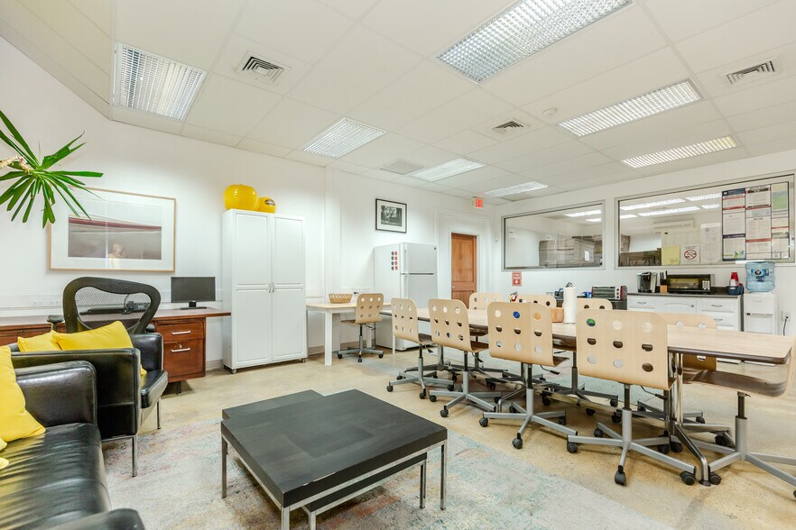 More Photos Of 145 Carolina Ave, Providence Manufacturing For Sale