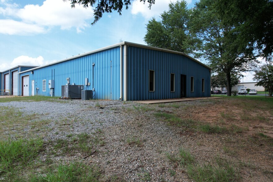 More Photos Of 435 Senn Rd, Inman Manufacturing For Sale