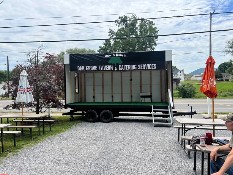 More Photos Of 206E E Central Ave, Avis Restaurant For Sale