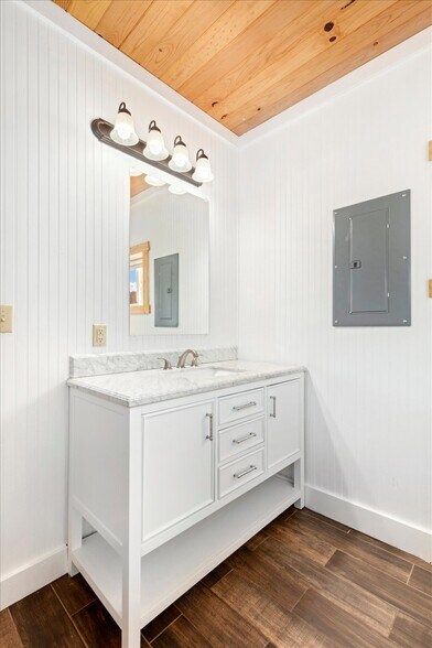 More Photos Of 7522 County Road 151, Salida Industrial For Sale