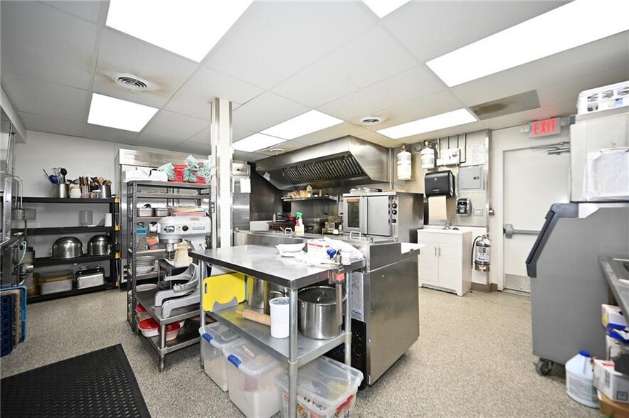 More Photos Of 203 Main St, Dearborn Restaurant For Sale