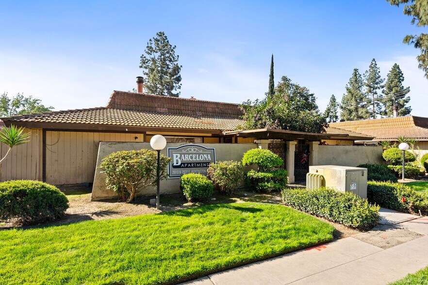 More Photos Of 2910 E Huntington Blvd, Fresno Multifamily For Sale