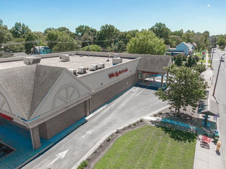 More Photos Of 1157 Azalea Ave, Richmond Drugstore For Sale