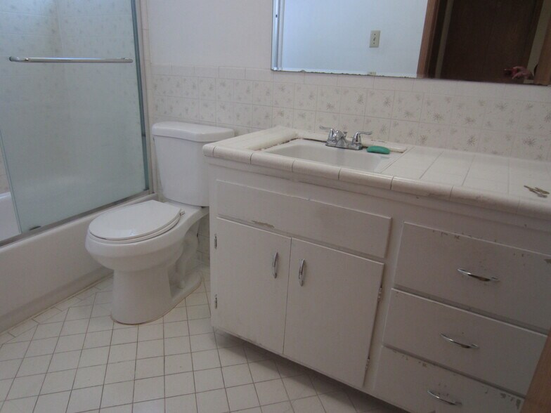 More Photos Of 2832-2840 San Bruno Ave, San Francisco Apartments For Sale