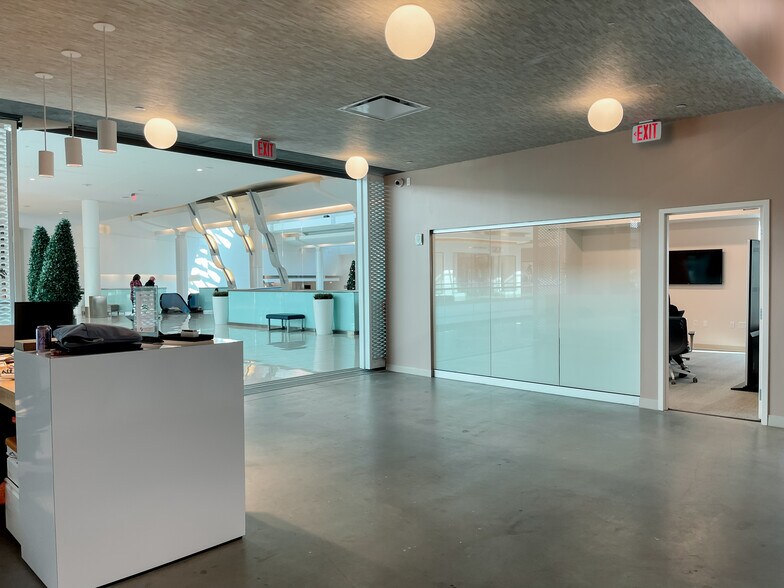 More Photos Of 2000 Route 38, Cherry Hill Coworking Space