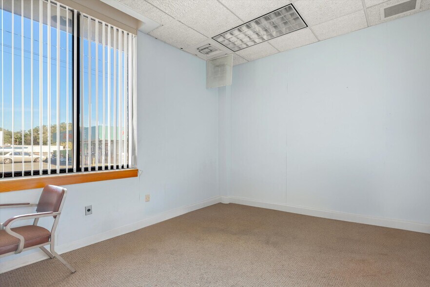 More Photos Of 1825 St Johns Ave, Palatka Office For Sale
