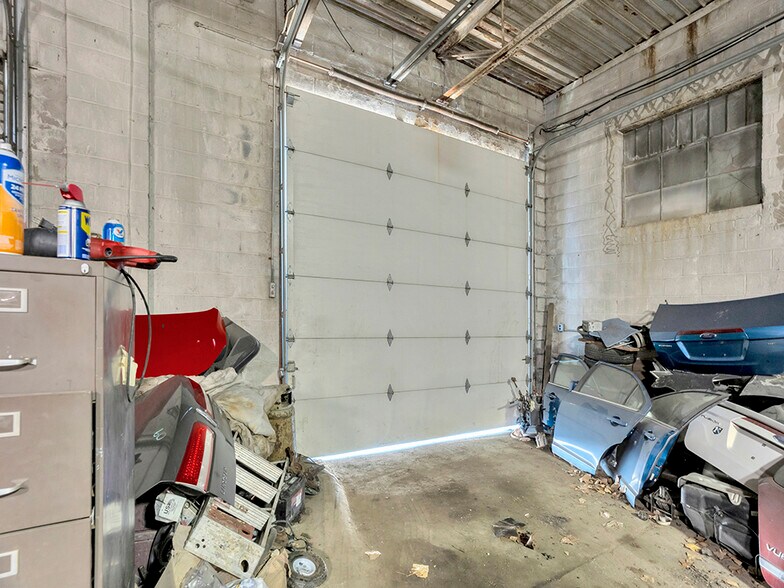 More Photos Of 7780 Majestic Ave, Detroit Warehouse For Sale