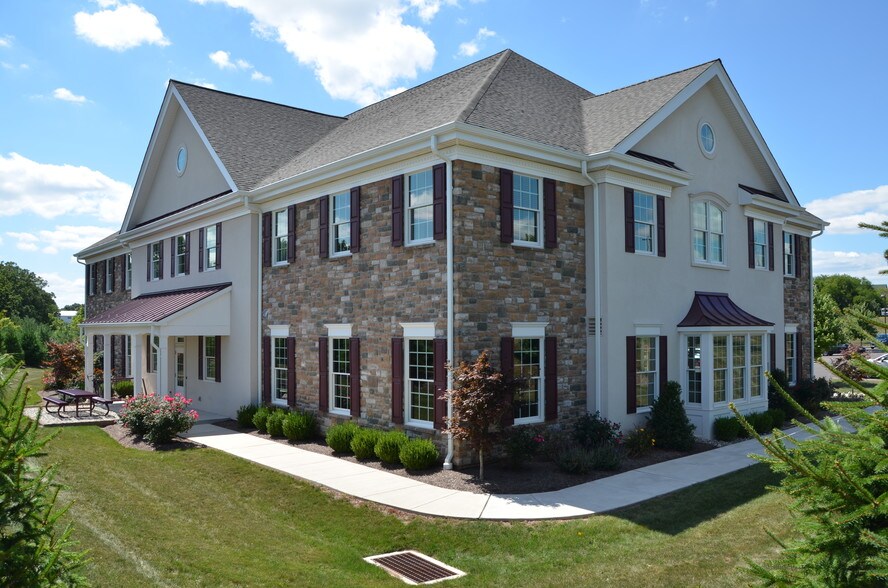 More Photos Of 140 Clemens Rd, Harleysville Office For Lease