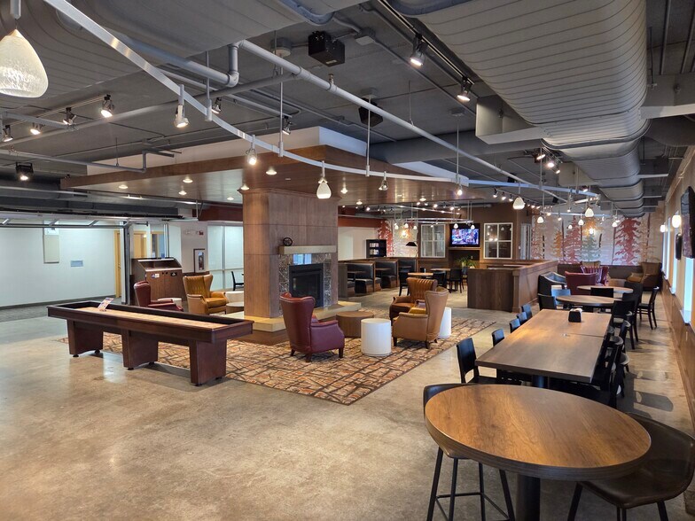 More Photos Of 2901 Metro Dr, Bloomington Office For Lease