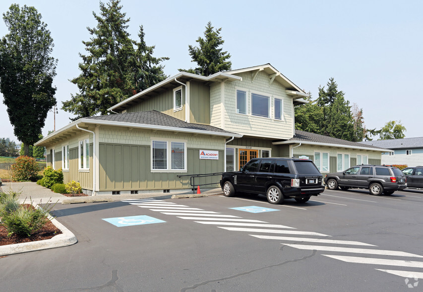 Primary Photo Of 3014 Commercial Ave, Anacortes Office For Lease