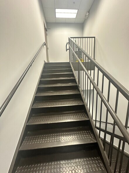 More Photos Of 6525 Shiloh Rd, Alpharetta Office Residential For Sale