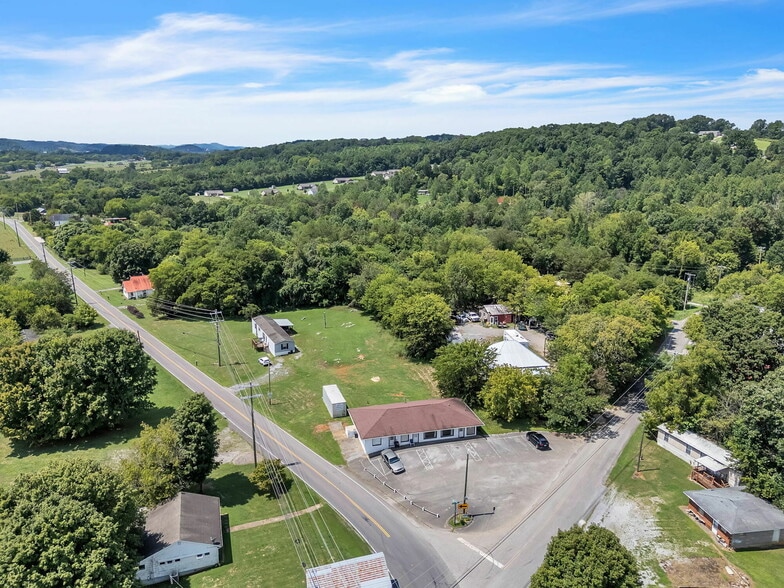 More Photos Of 1701 Dumplin Loop Rd, New Market Freestanding For Sale