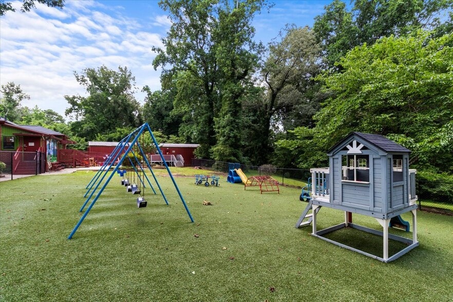 More Photos Of 2365 County Line Rd, Atlanta Daycare Center For Sale