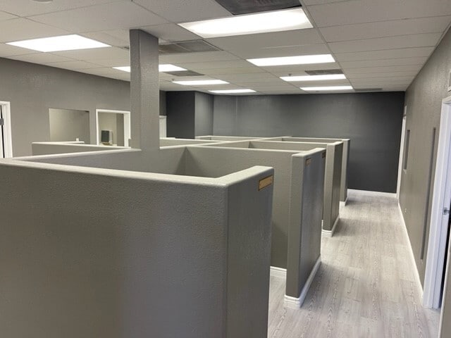 More Photos Of 4300 E Sunset Rd, Henderson Unknown For Lease