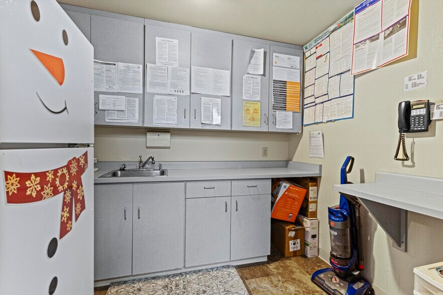 More Photos Of 1045 Live Oak Blvd, Yuba City Medical For Lease