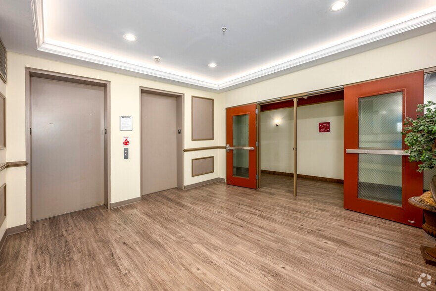 More Photos Of 130 Rollins Ave, Rockville Apartments For Lease