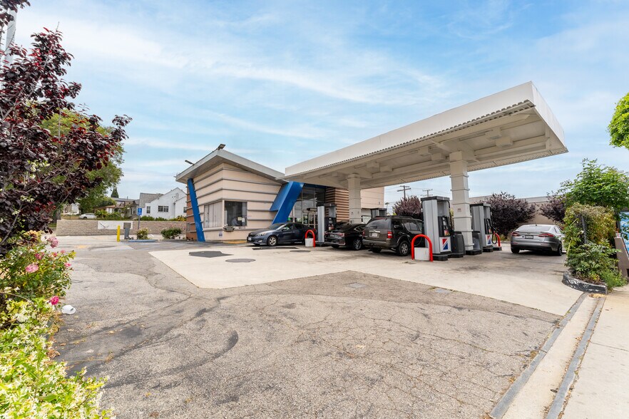 More Photos Of 1420-1430 N La Brea Ave, Inglewood Service Station For Sale