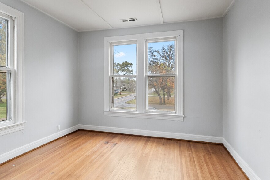 More Photos Of 1601 Stratford Ave, Nashville Apartments For Sale