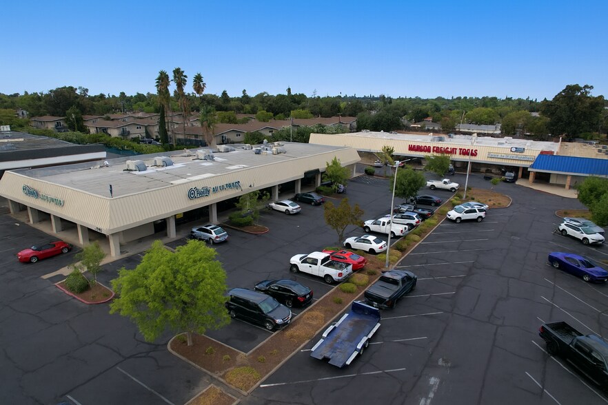 More Photos Of 5401-5445 Auburn Blvd, Sacramento Unknown For Lease