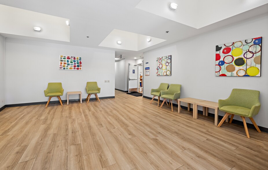 More Photos Of 7862 El Cajon Blvd, La Mesa Medical For Lease