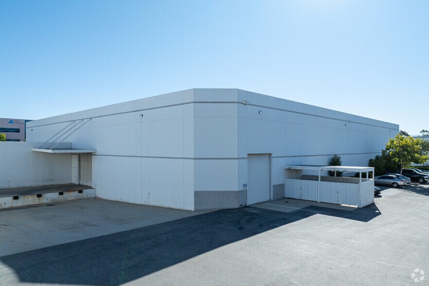 More Photos Of 28720 Witherspoon Pky, Valencia Manufacturing For Lease