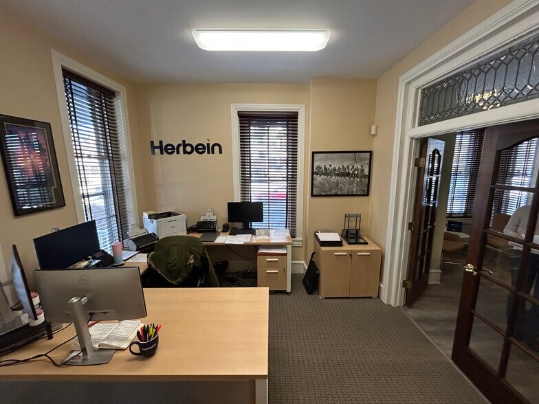 More Photos Of 566 Main St, Royersford Office For Sale