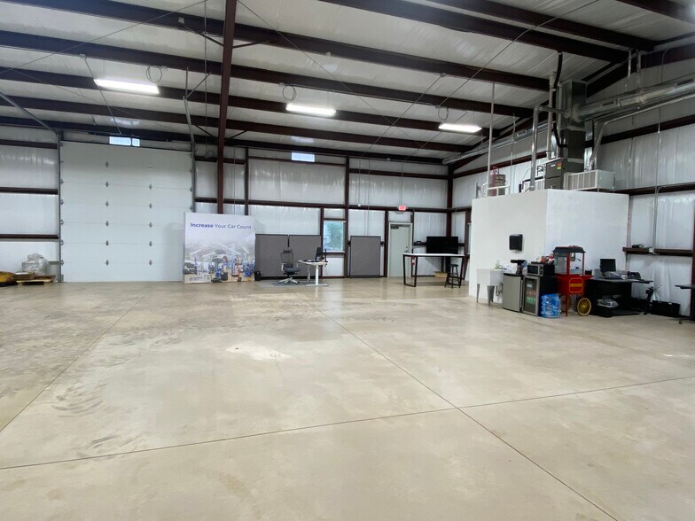 More Photos Of 9609 N Council Rd, Oklahoma City Service For Sale