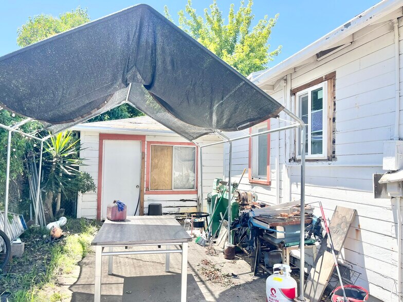 More Photos Of 2513 Connie Dr, Sacramento Office For Sale
