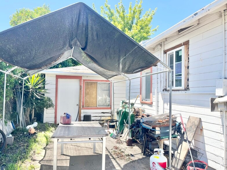 More Photos Of 2513 Connie Dr, Sacramento Office For Sale