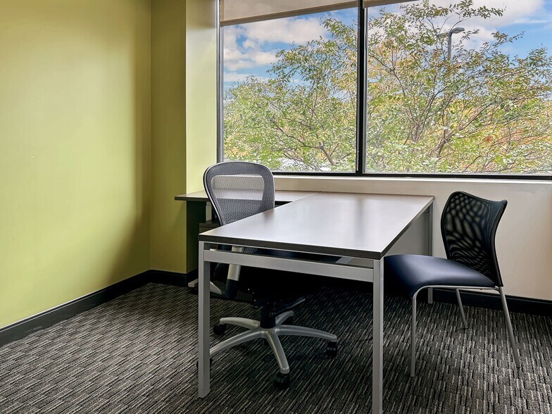 More Photos Of 128 Millport Cir, Greenville Coworking Space