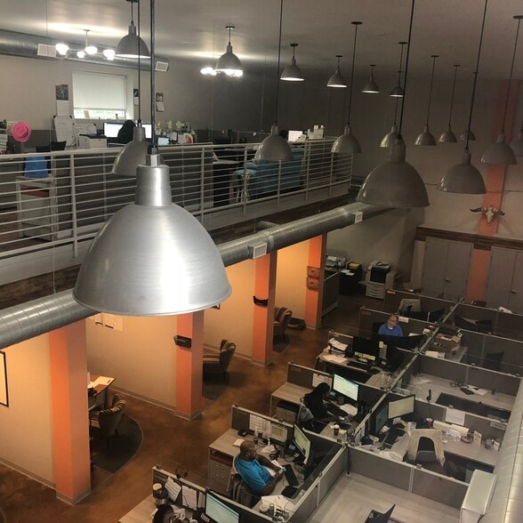More Photos Of 1314 Ellsworth Industrial Blvd NW, Atlanta Office For Lease