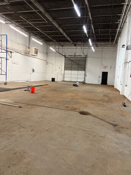 More Photos Of 2424 State Rd, Bensalem Warehouse For Lease