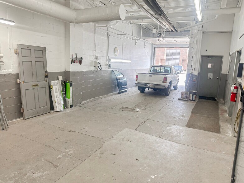 More Photos Of 2628 Central Ave NE, Minneapolis General Retail For Sale